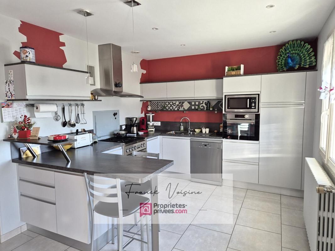 A VENDRE à Saint Paul en Pareds, maison de 109 m2 avec 4 chambres sur une parcelle de 1778 m2 env