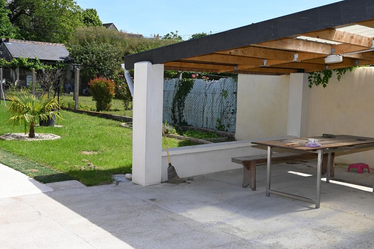A VENDRE MAISON RENOVEE RARE / 37220 CROUZILLE / 127M²/ DPE C / 4 CH / SPAS FERMER