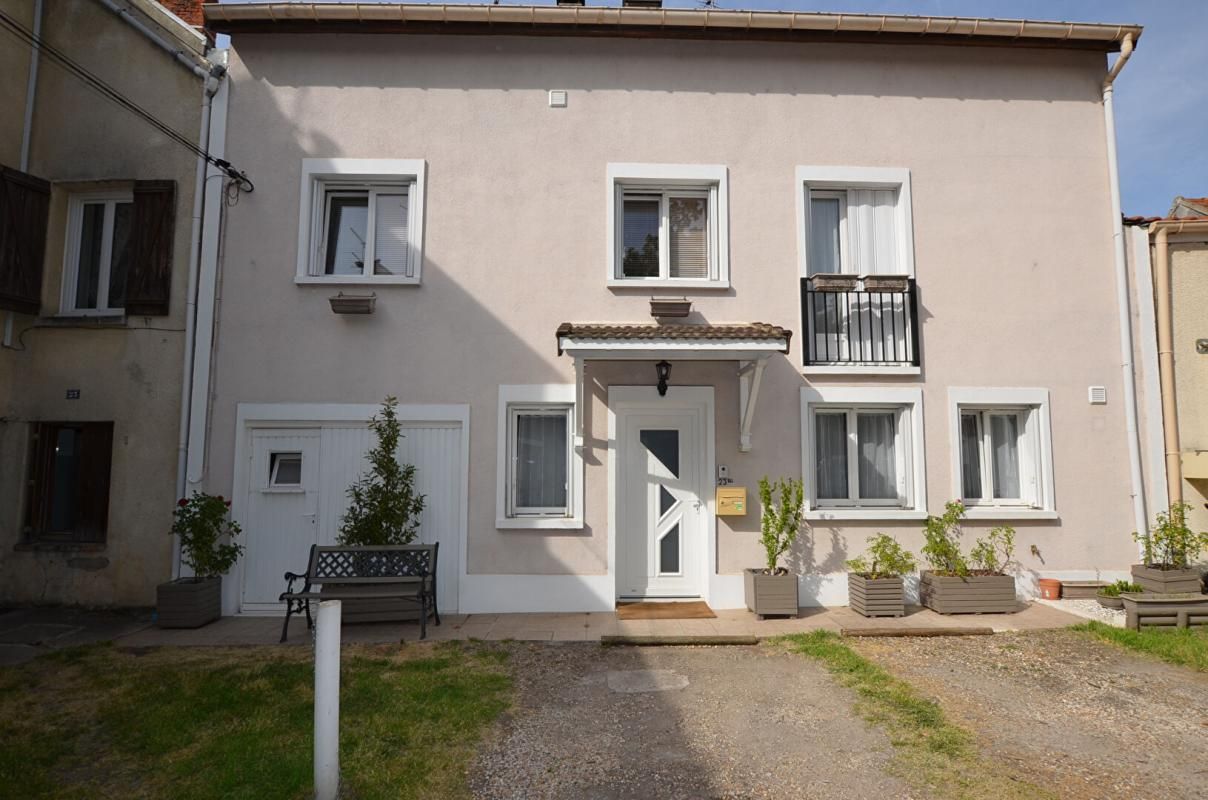 Maison de ville - 6 pièce(s) 91 m²