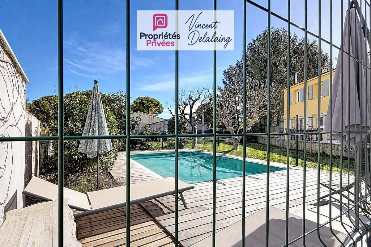 Maison familiale avec piscine, studio indépendant et vue Luberon