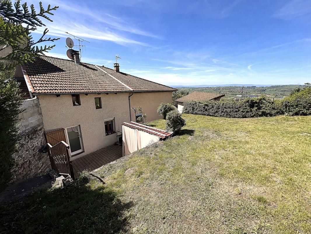 Maison Thizy Les Bourgs 4 pièces 77m2 ,caves et jardin de 150m2