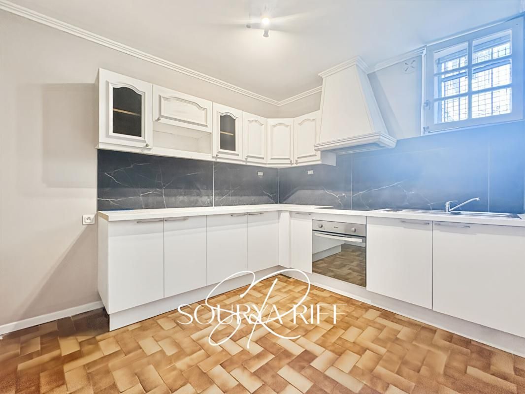 Maison de ville située au coeur de la Bastide de Carcassonne, 75 m2