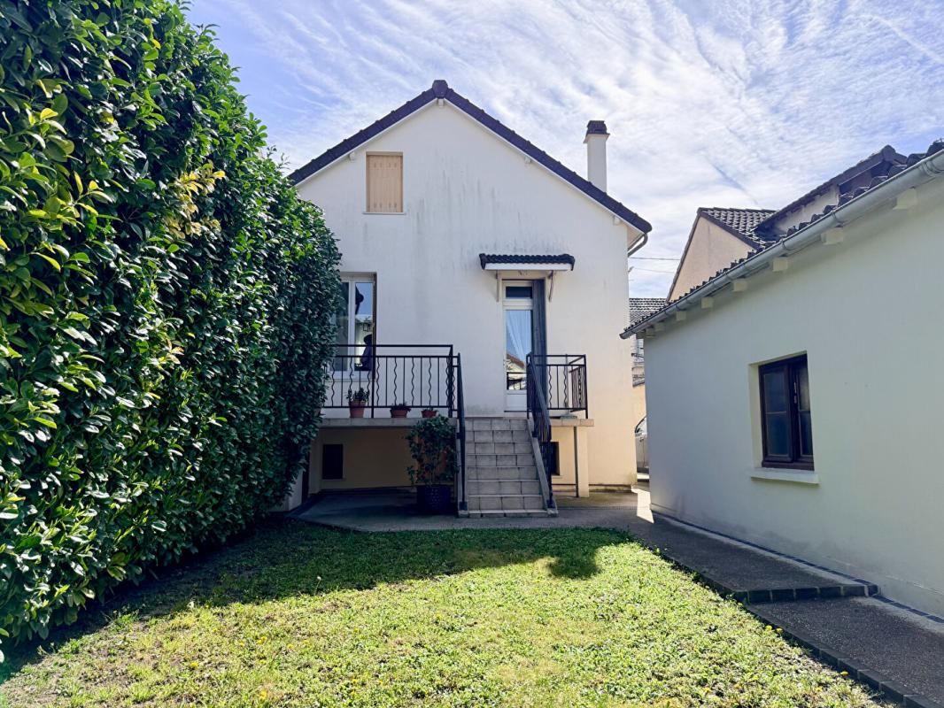 Maison Garges Les Gonesse 4 pièce(s) 100 m2