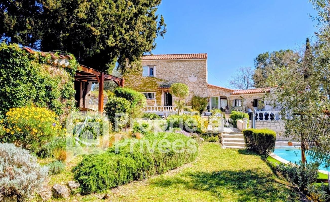 Mas provençal en pierre - Piscine - Montauroux
