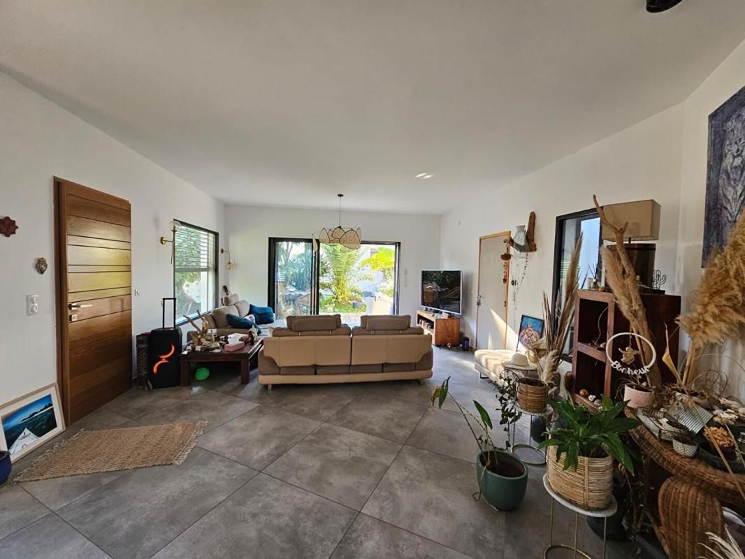 Maison Sausset Les Pins 4 pièce(s) 116 m2 plein pied , piscine jardin garage