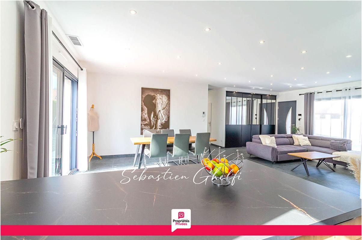 belle maison de plain-pied avec 3 chambres dont 1 suite parentale