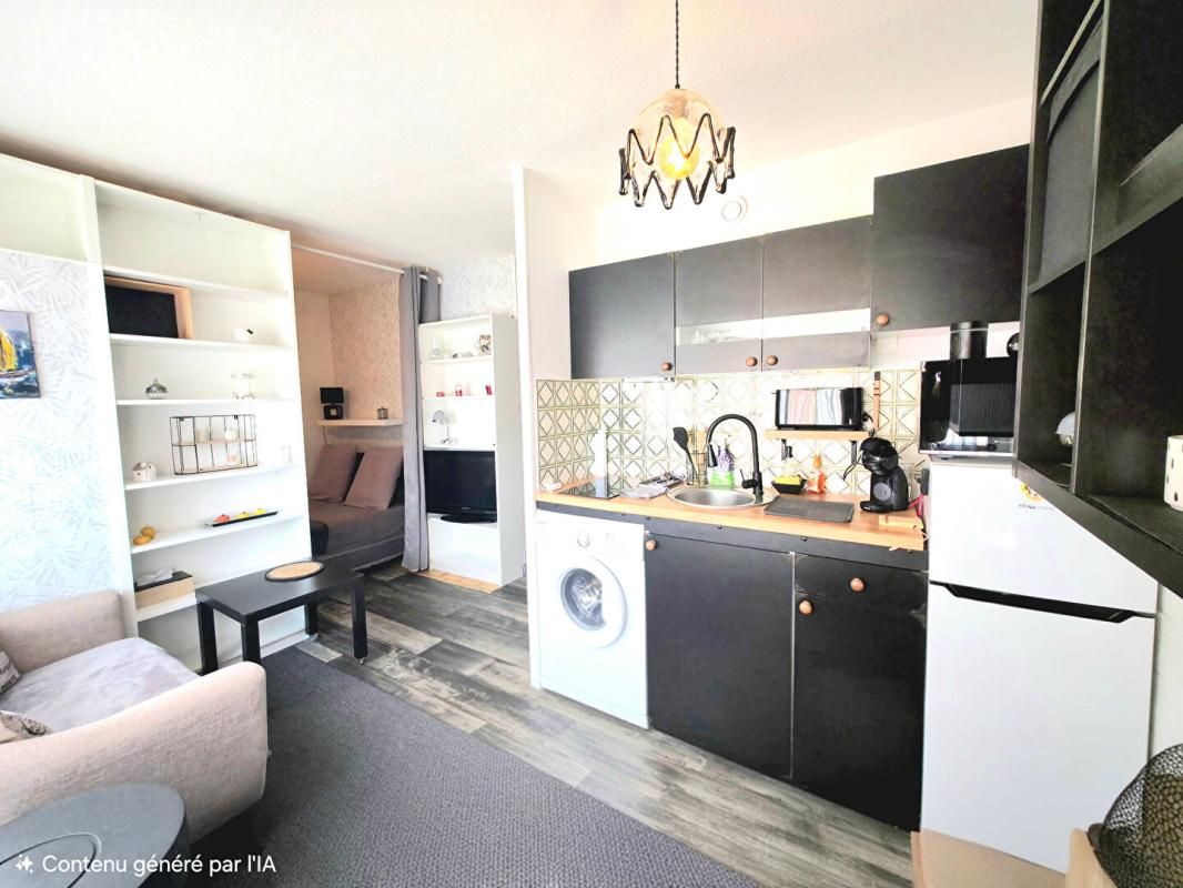 Appartement 2 pièce(s) 30 m2 avec ascenseur ET parking a 4 MN DE LA MER