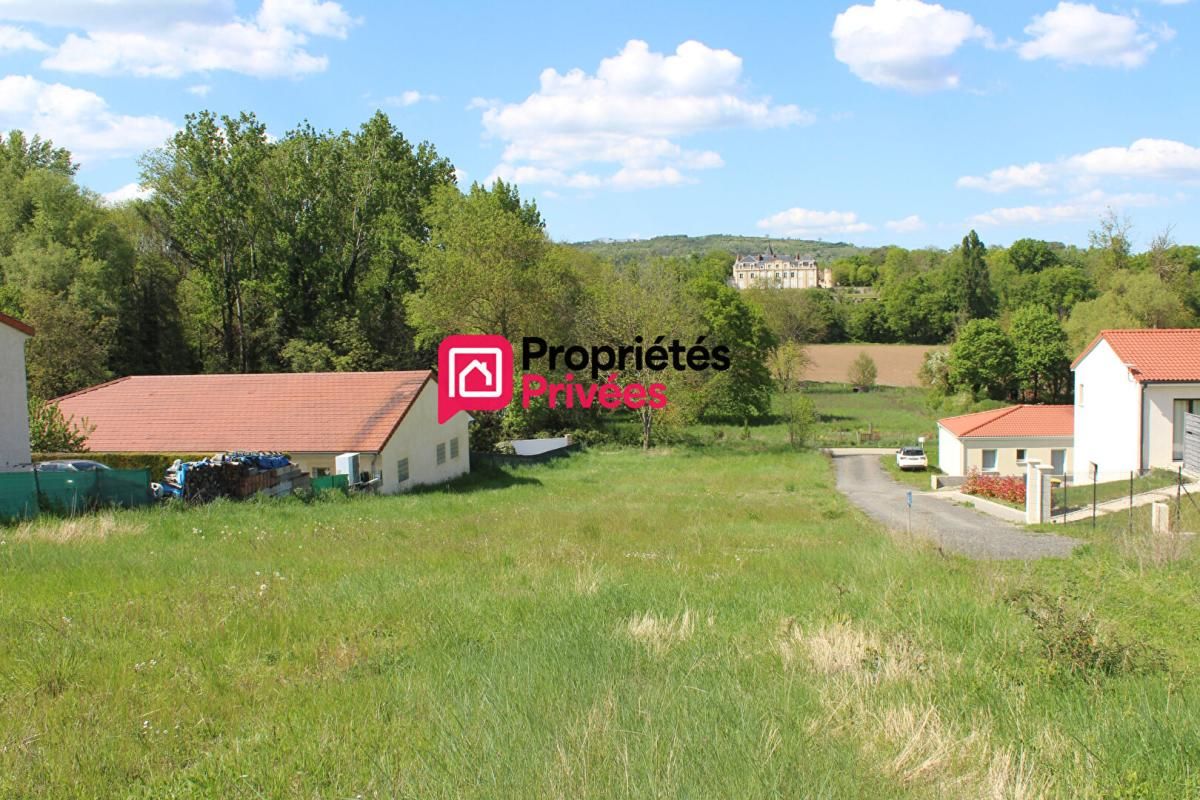 Terrain à bâtir de 1296 m2