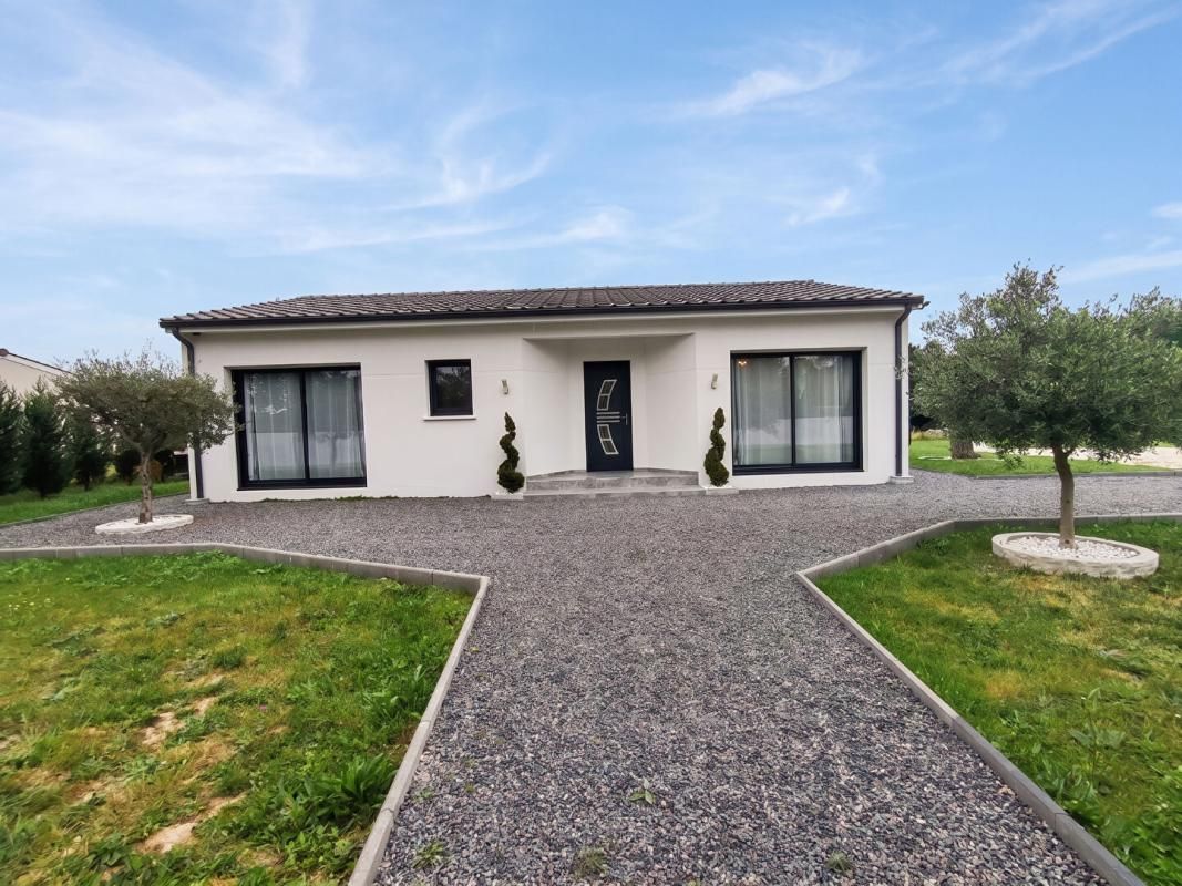 Maison St Pierre Du Palais 4 pièce(s) 90 m2
