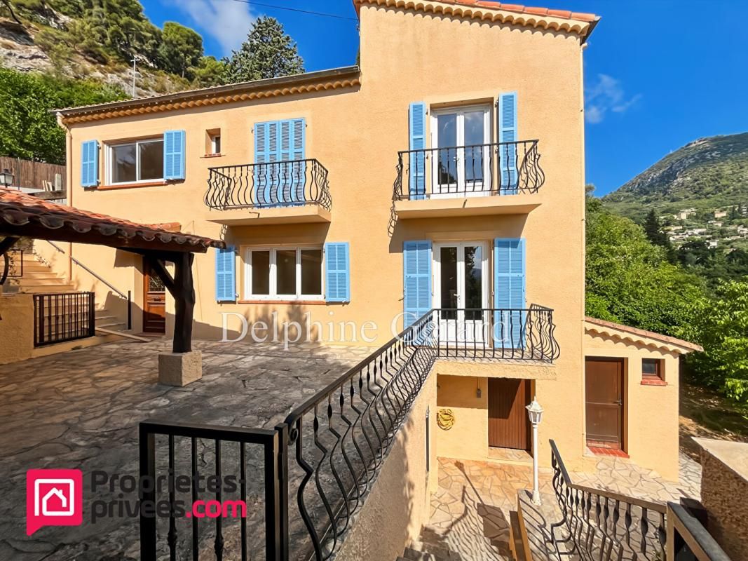 Falicon - Maison 5 pièces 130m2 + annexes