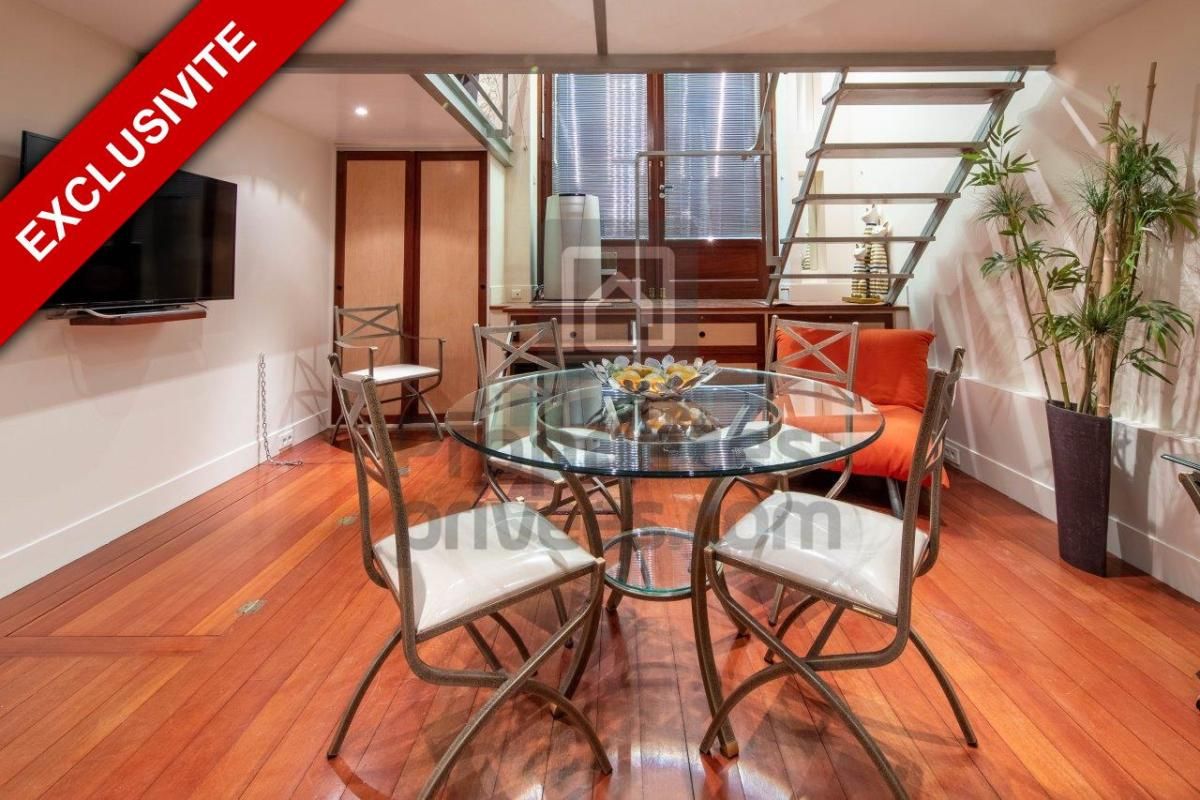 Triplex d'architecte façon yacht urbain - Pont-Neuf, Paris 6e