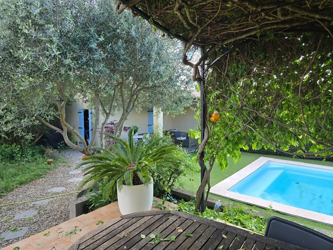 Villa St Chaptes 6 pièce(s) 117,86 m2