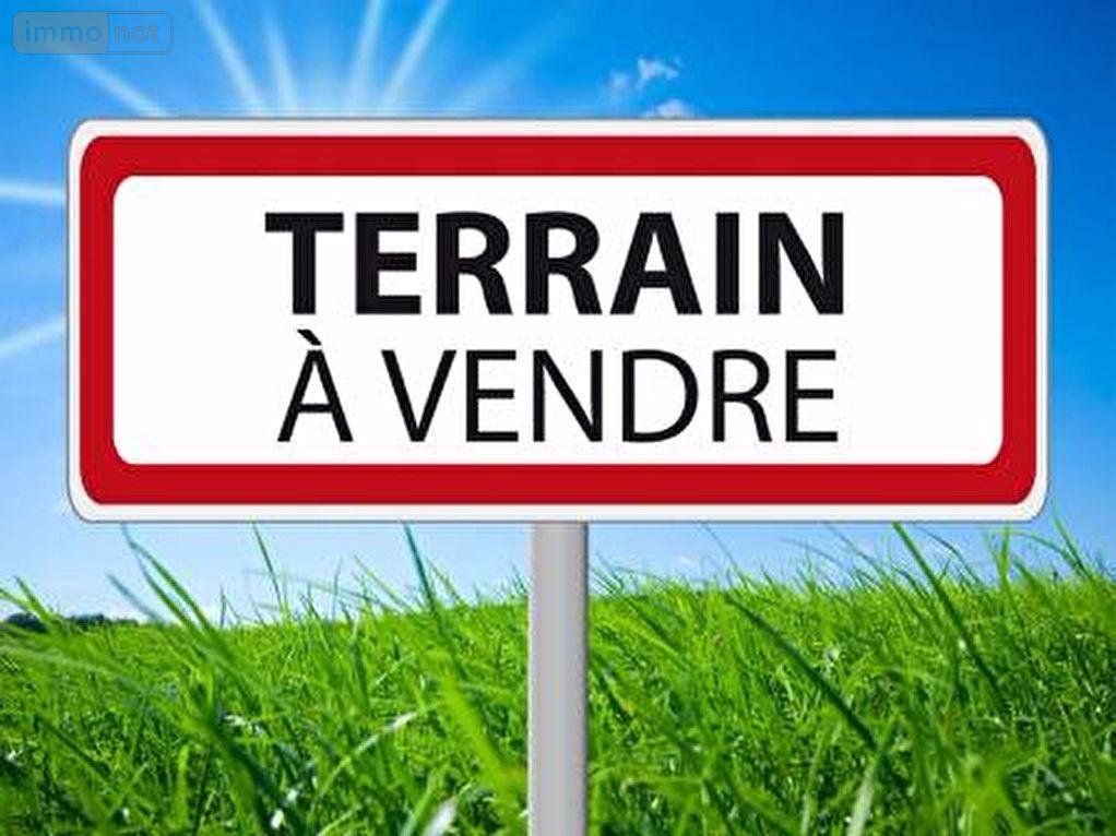Terrain constructible de 879 m2 - Orouët - Saint-Jean de Monts - 104990