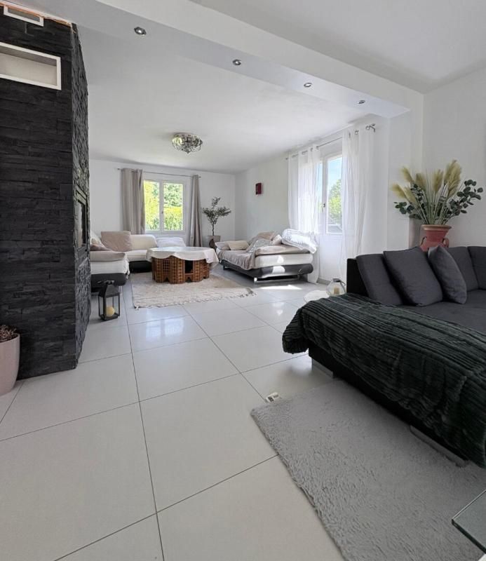 Volumes, luminosité et cadre privilégié pour cette belle maison familiale
