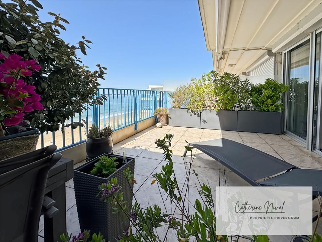 Appartement traversant , garage, cave , La Baule quartier Lajarrige, face mer