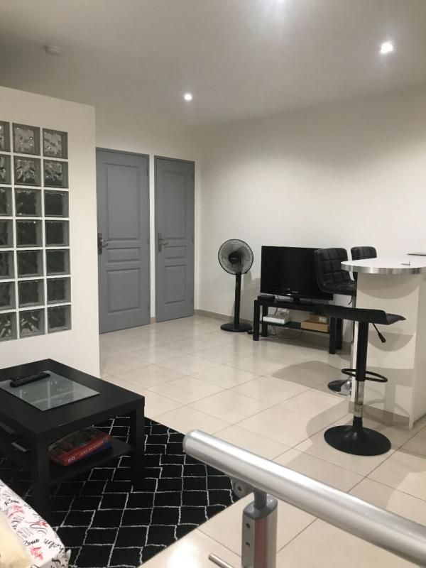 Appartement T1 refait à neuf