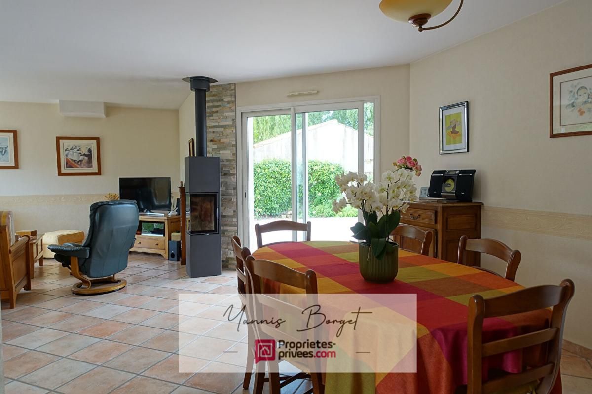 MAISON DE PLAIN-PIED DE 113 M² SUR PLUS DE 1 000 M² DE TERRAIN