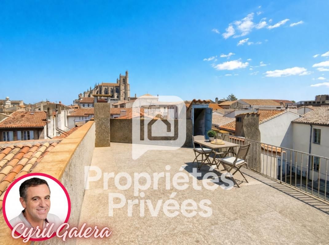 Narbonne Centre : Immeuble de 171 m² - R+2 - avec Cour-Parking et Toit-Terrasse