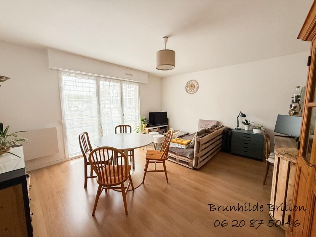 Appartement 47M², une chambre, garage, quartier Bollaert, vue dégagée