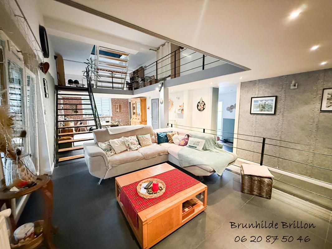 Maison Bourgeoise semi plain-pied, 5 chambres, 225M², terrasse, jardin, garage