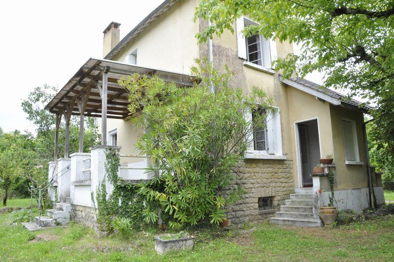 Maison à rafraichir sur Sarlat