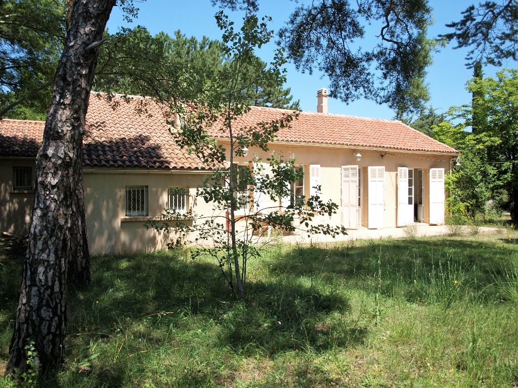 Maison Plan D Aups Sainte Baume 7 pièce(s) 114 m2