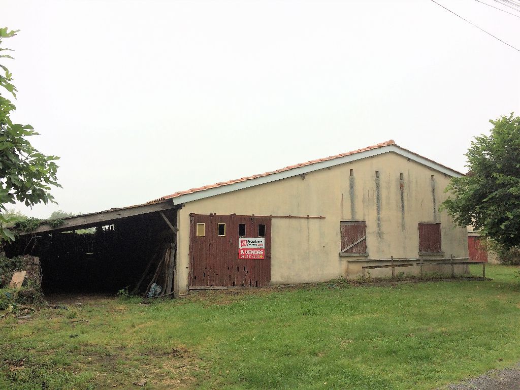 Grange et terrain en agglomération