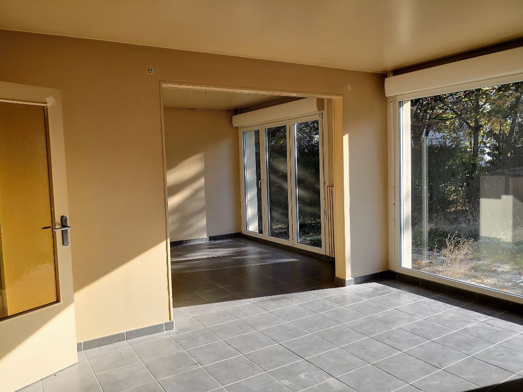 Maison  6 pièces 110 m2