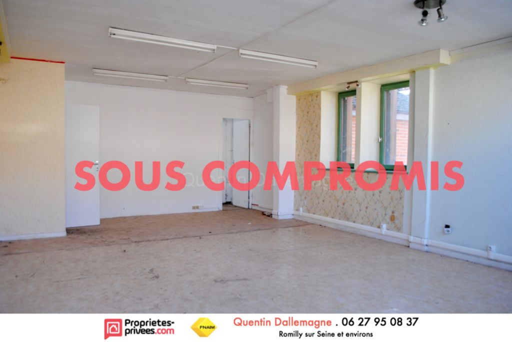 Immeuble de rapport 130 m2 centre bourg Méry Sur Seine