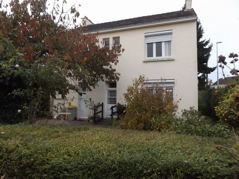 Maison - 126 m² - Vieux-Doulon