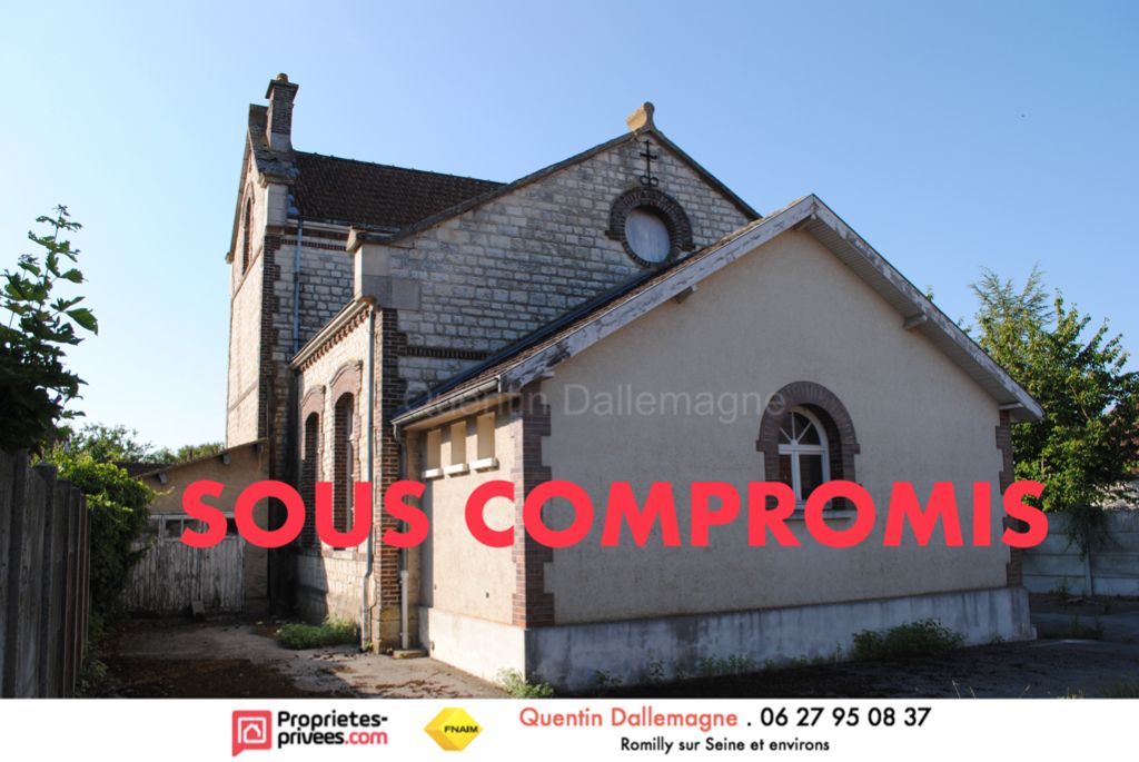 Ancienne école primaire des Grandes Chapelles