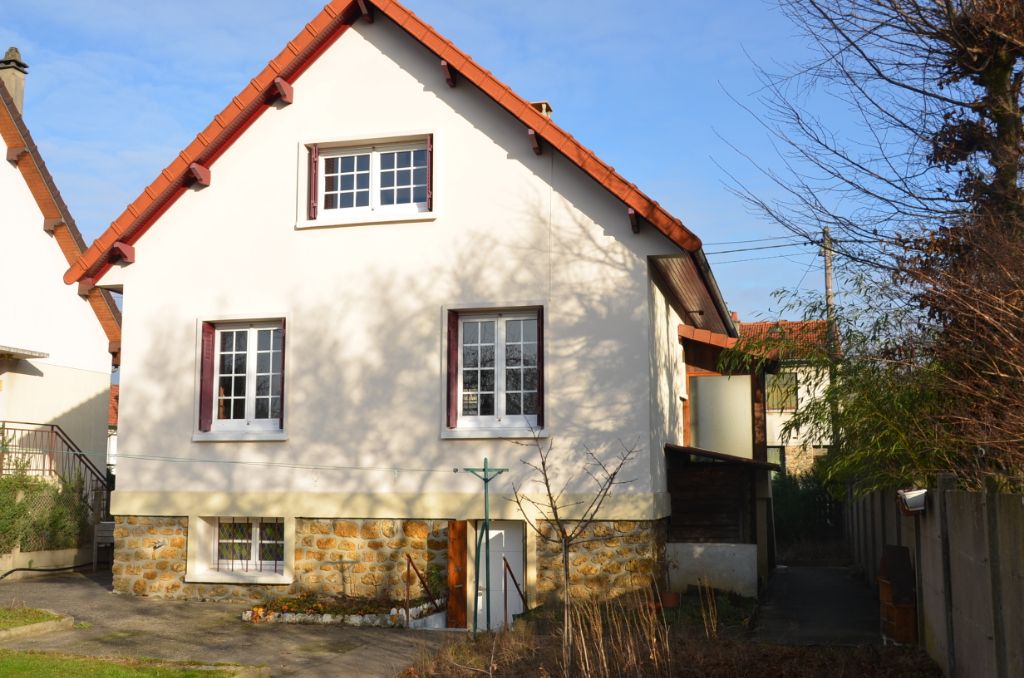 91700 - Maison Sainte Geneviève des Bois 5 pièce(s) 115 m²