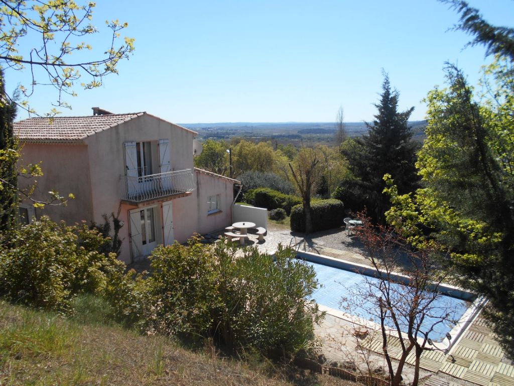 Villa de 146m2 avec une tres jolie vue et un beau terrain