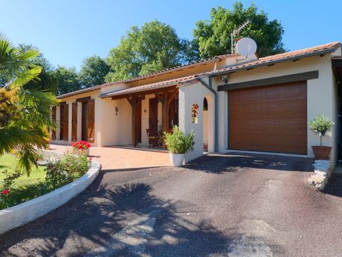 Maison de plain-pied 98m² / 3 chambres / jardin 1160m²