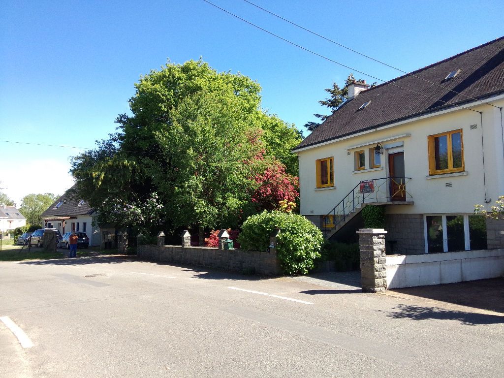 Maison  5 pièce(s), immense jardin sur terrain de 2025m2 environ