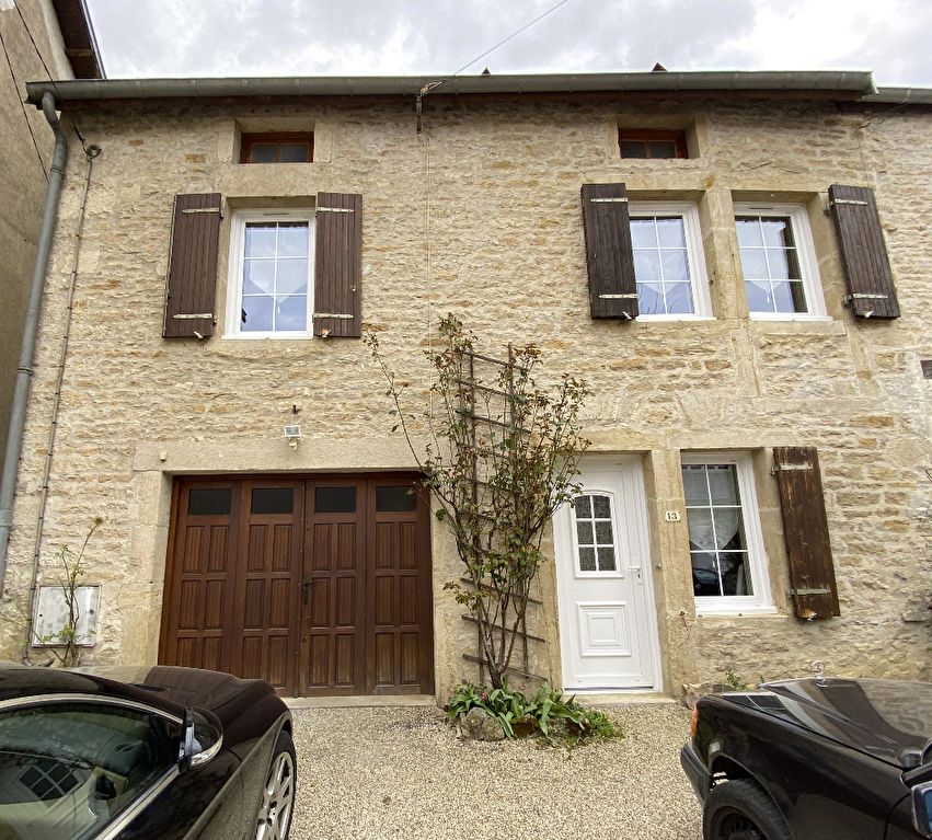 Maison 5 pièces 100 m² en pierres apparentes