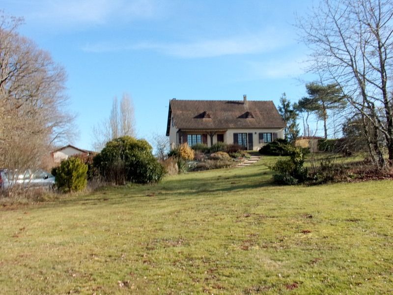 Maison 123m² / 4chs / sous-sol / terrain 5000m²