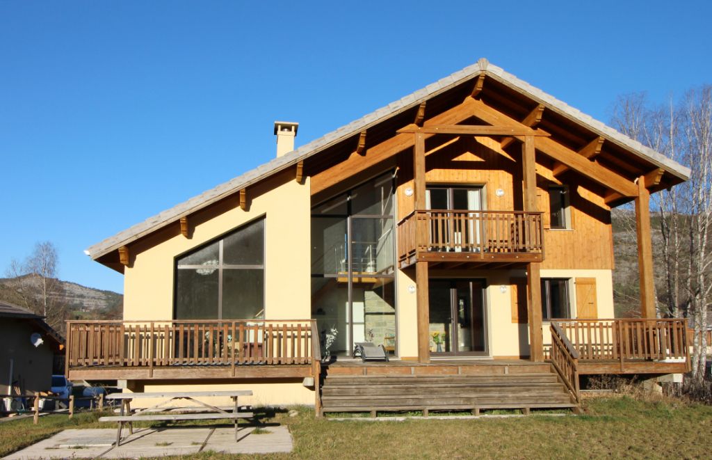 Chalet 7 pièces  4 chambres 140 m2 Selonnet (04140)