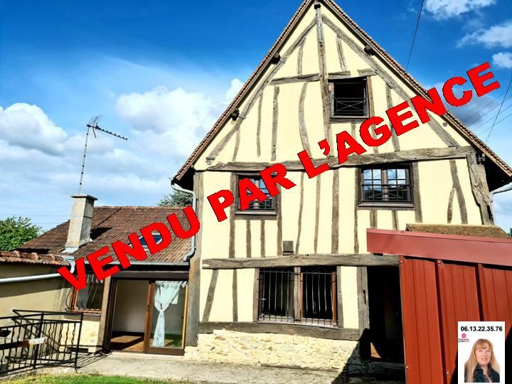 Exclusivité - Aubevoye  - Maison de 70 m2 avec garage, cave  et petit batiment sur 100 m2 de terain plat - Prix 149.960