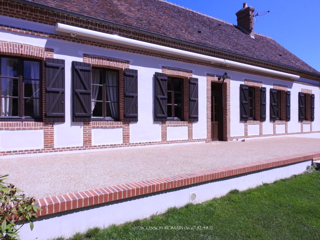 Maison longére de village - Verneuil sur Avre  27130 -94.5 m2 - 3 chambres - terrain - Prix 204 860  HAI