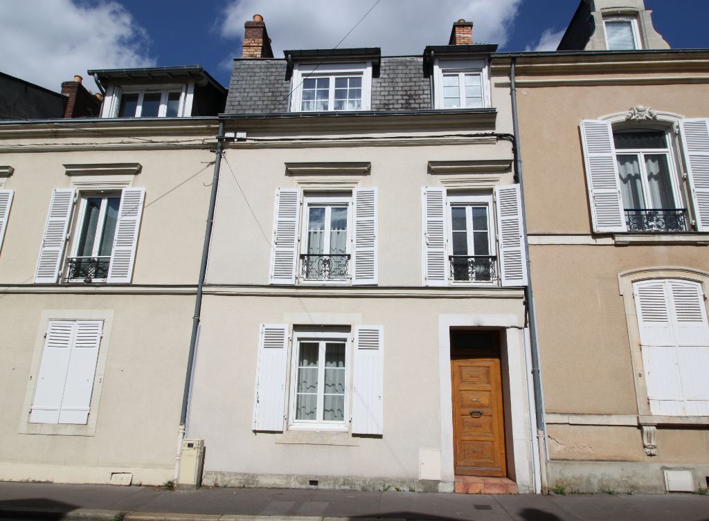 Maison - Le Mans - Jacobins - 7 pièces - 148 m²