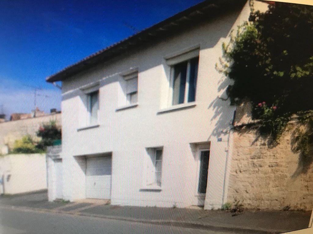 Maison Saint Maixent L Ecole 6 pièce(s) 90 m2