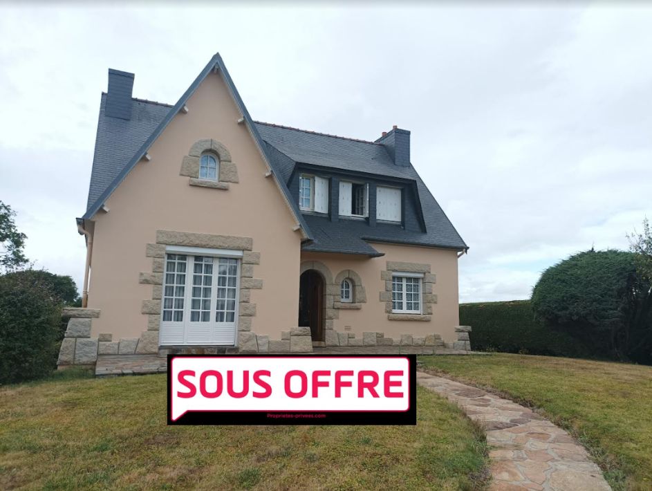 29520 Chateauneuf du Faou 5 chambres dont 1 en RDC Sous sol complet 1900 m² de terrain