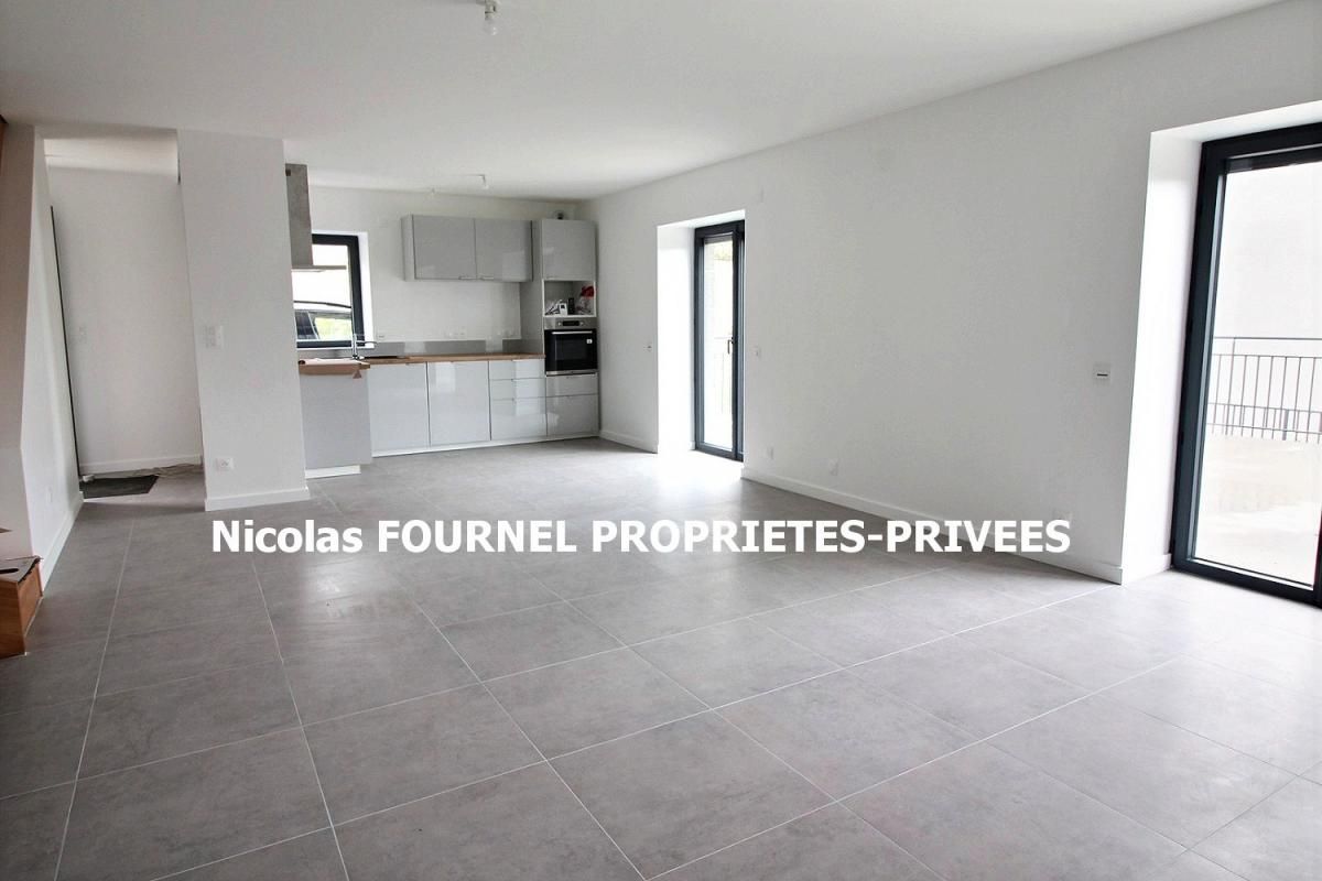 Location Appartement Planfoy 4 pièce(s) 91 m2