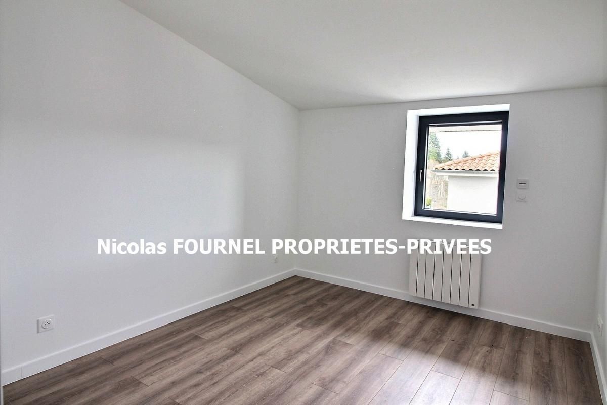 PLANFOY Location Appartement Planfoy 4 pièce(s) 91 m2 3