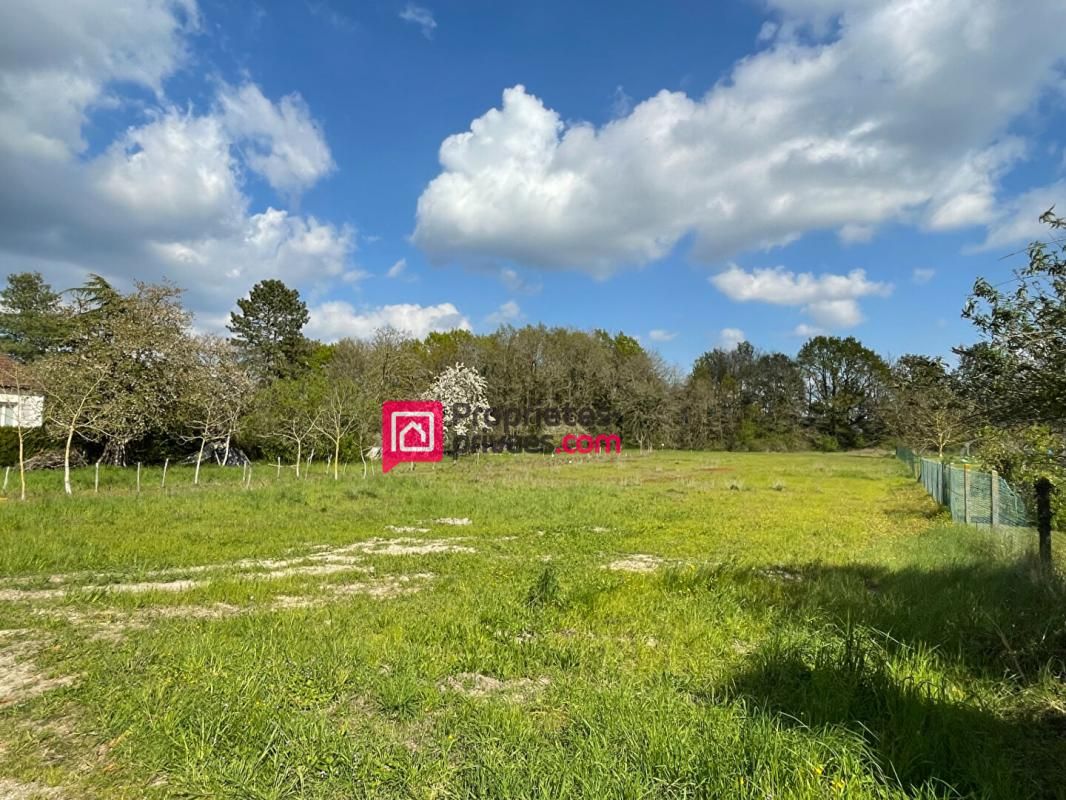 Terrain à Bâtir Proche CHINON 1315m²