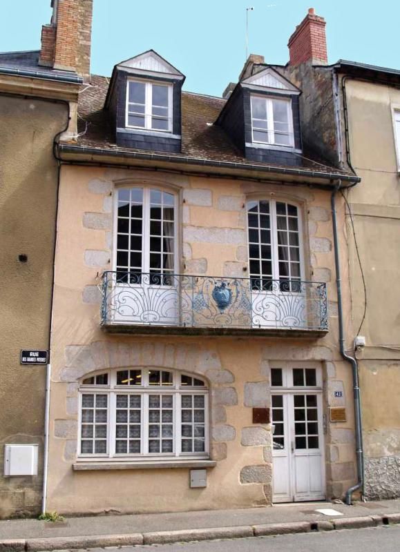 Porte bonheur maison - Maison sur Rue du Commerce