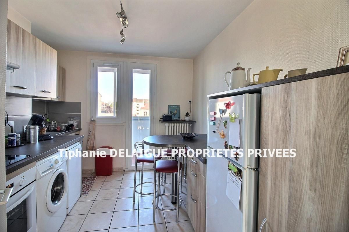 Saint Etienne 42000 place Alexandre Vittone Appartement T4 67,3m² 2 chambres  garage cave idéal famille ou investisseur