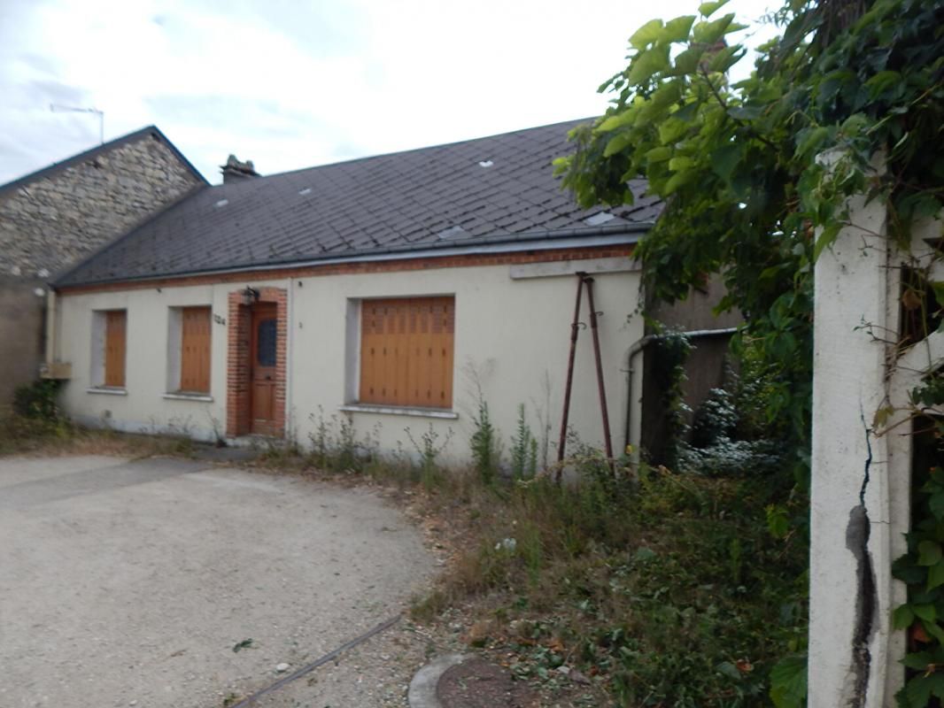 GIDY Maison dans le  bourg de Gidy sur terrain 763m² 2