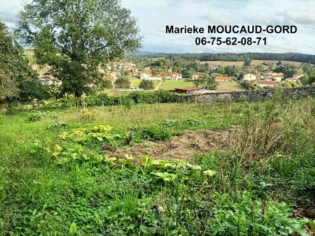 BEAUZAC BEAUZAC 43590 NOUVEAU Terrain constructible d'environ 1000 m² avec vue imprenable sur Beauzac 1